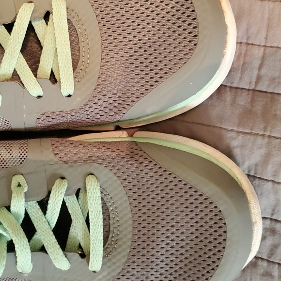 Nike running shoes - Picture 6 of 6